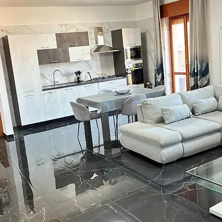 La Fenice Con Parcheggio Privato 公寓